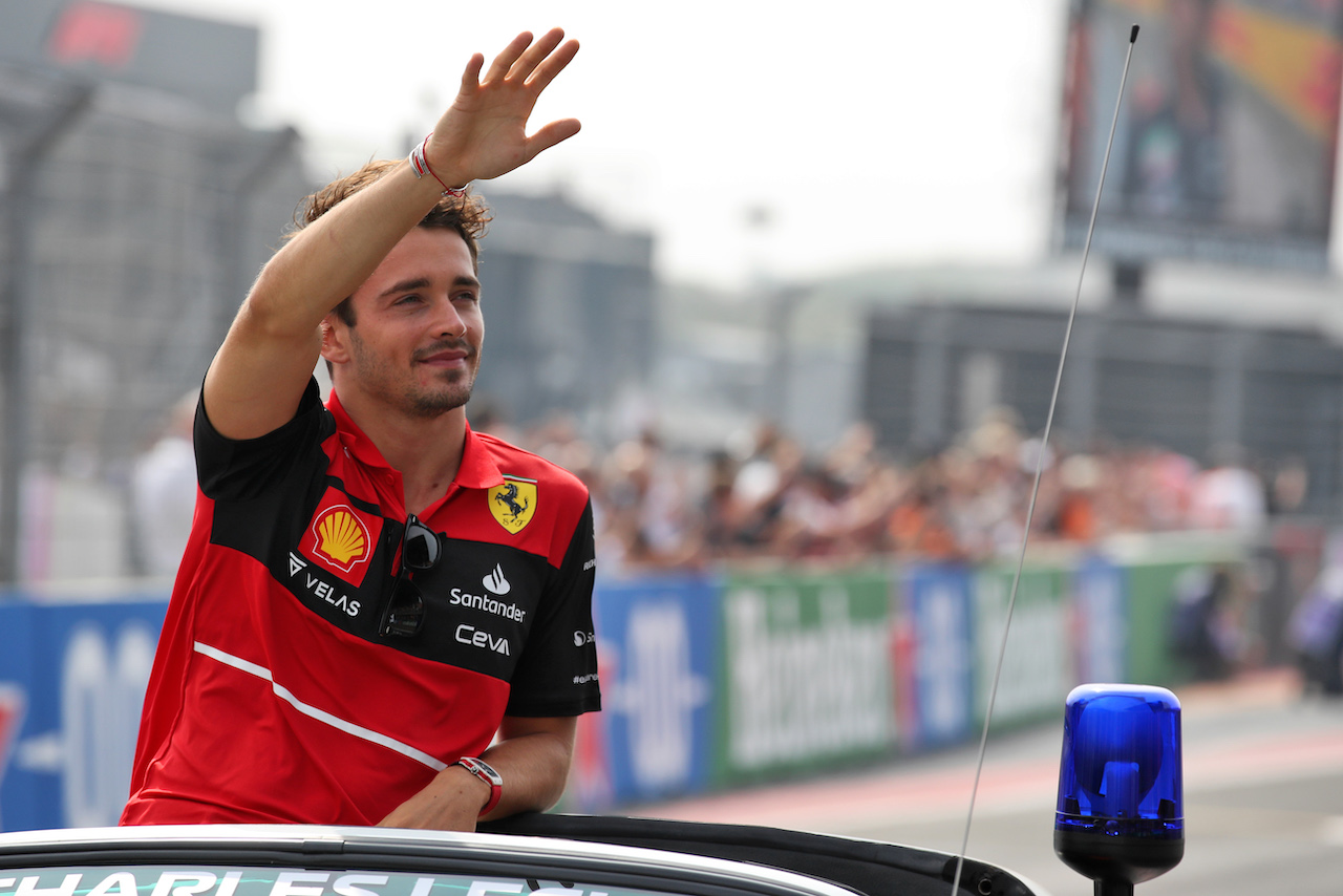 GP OLANDA, Charles Leclerc (MON) Ferrari on the drivers parade.
04.09.2022. Formula 1 World Championship, Rd 14, Dutch Grand Prix, Zandvoort, Netherlands, Gara Day.
 - www.xpbimages.com, EMail: requests@xpbimages.com © Copyright: Coates / XPB Images