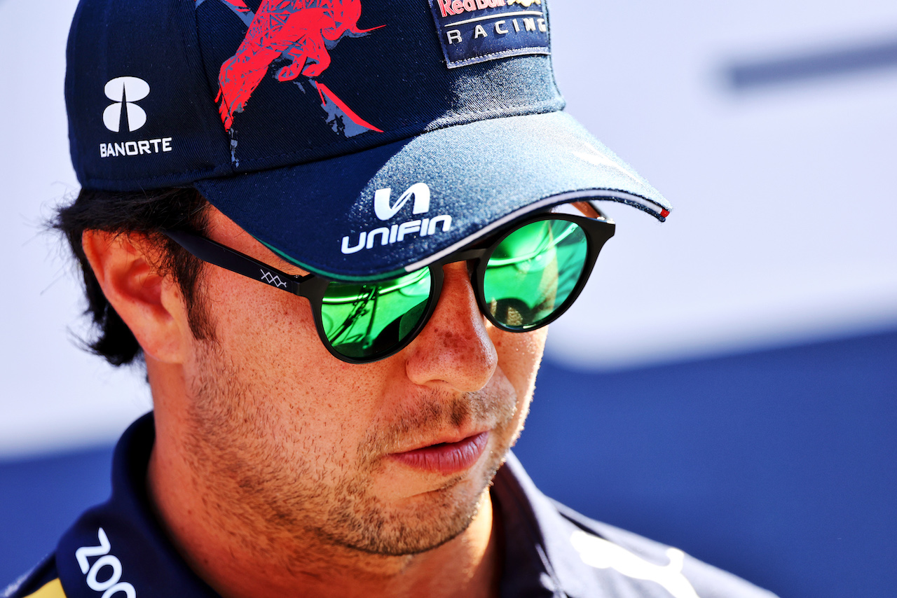 GP OLANDA, Sergio Perez (MEX) Red Bull Racing.
01.09.2022. Formula 1 World Championship, Rd 14, Dutch Grand Prix, Zandvoort, Netherlands, Preparation Day.
- www.xpbimages.com, EMail: requests@xpbimages.com © Copyright: Batchelor / XPB Images