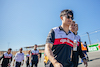GP OLANDA, Guanyu Zhou (CHN) Alfa Romeo F1 Team walks the circuit with the team.
01.09.2022. Formula 1 World Championship, Rd 14, Dutch Grand Prix, Zandvoort, Netherlands, Preparation Day.
- www.xpbimages.com, EMail: requests@xpbimages.com © Copyright: Bearne / XPB Images