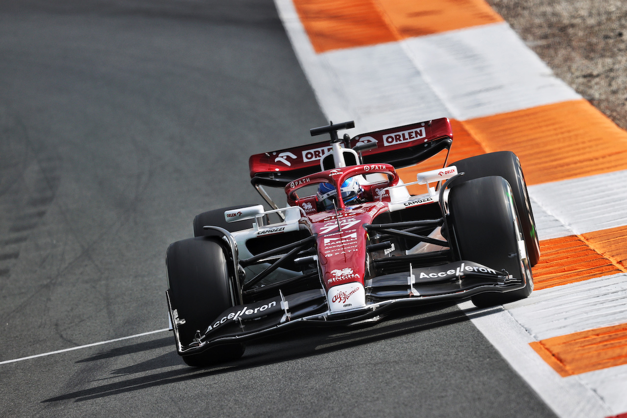 GP OLANDA, Valtteri Bottas (FIN) Alfa Romeo F1 Team C42.
02.09.2022. Formula 1 World Championship, Rd 14, Dutch Grand Prix, Zandvoort, Netherlands, Practice Day.
- www.xpbimages.com, EMail: requests@xpbimages.com © Copyright: Moy / XPB Images