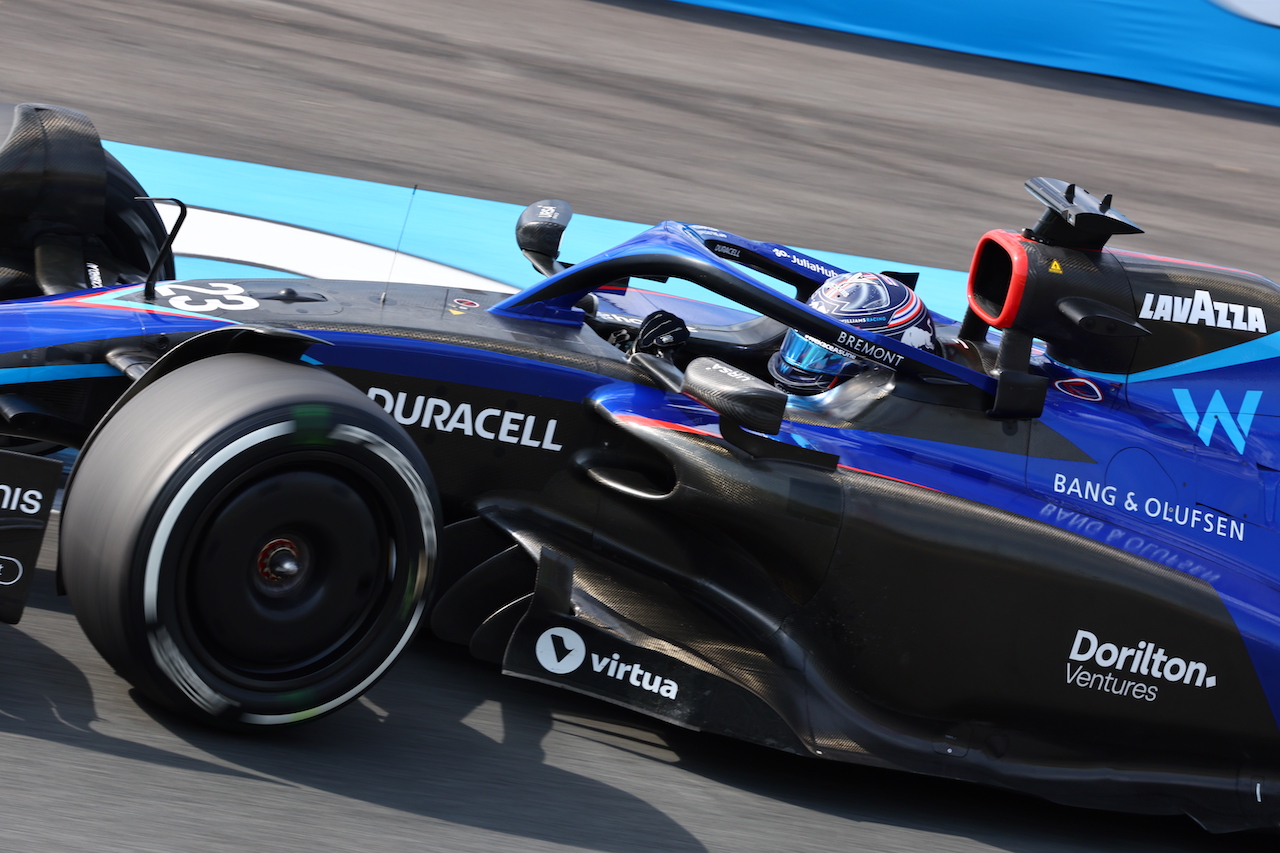 GP OLANDA, Alexander Albon (THA) Williams Racing FW44.
02.09.2022. Formula 1 World Championship, Rd 14, Dutch Grand Prix, Zandvoort, Netherlands, Practice Day.
- www.xpbimages.com, EMail: requests@xpbimages.com © Copyright: Miltenburg / XPB Images