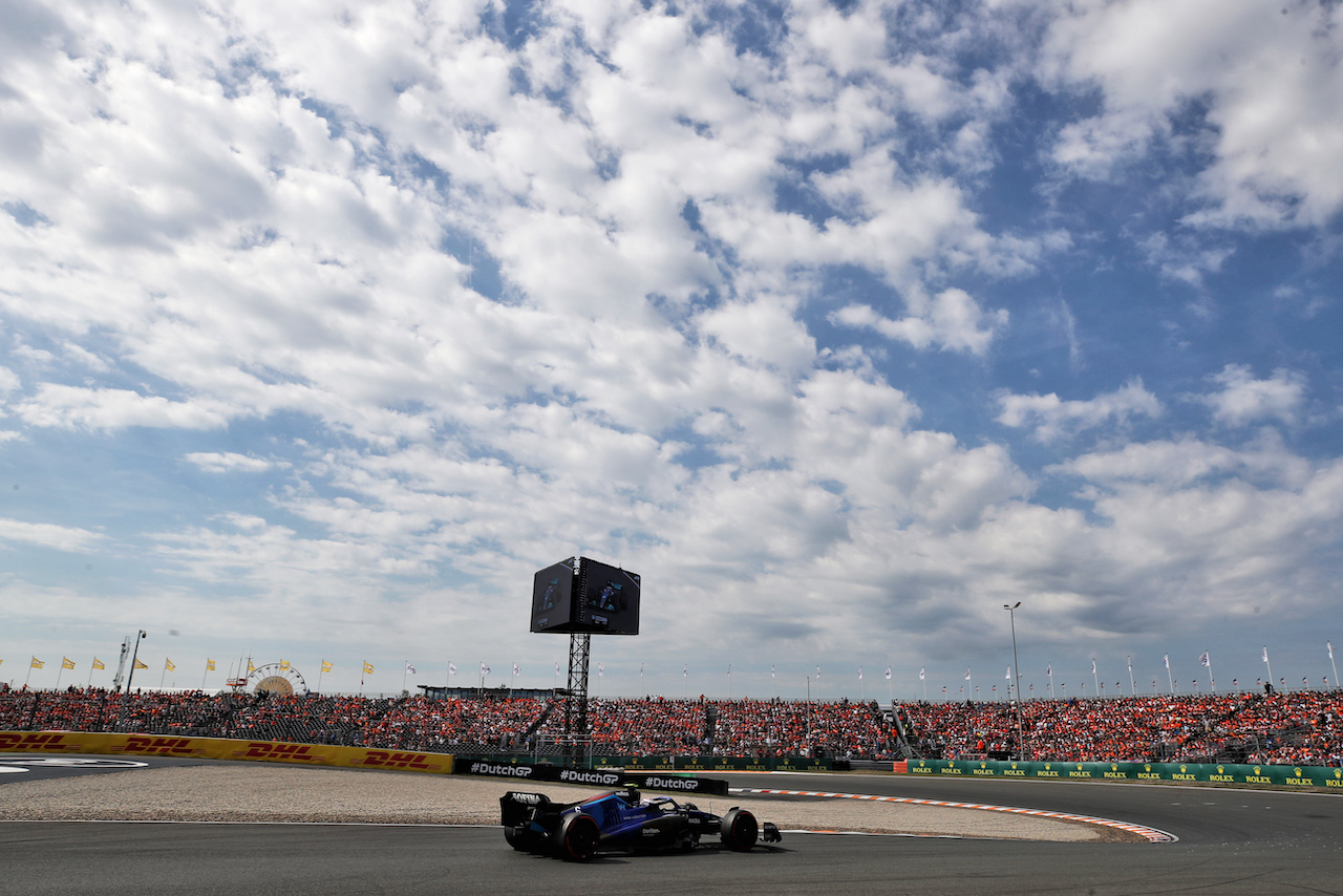 GP OLANDA, Nicholas Latifi (CDN) Williams Racing FW44.
02.09.2022. Formula 1 World Championship, Rd 14, Dutch Grand Prix, Zandvoort, Netherlands, Practice Day.
 - www.xpbimages.com, EMail: requests@xpbimages.com © Copyright: Coates / XPB Images