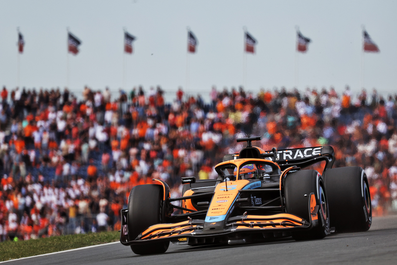 GP OLANDA, Daniel Ricciardo (AUS) McLaren MCL36.
02.09.2022. Formula 1 World Championship, Rd 14, Dutch Grand Prix, Zandvoort, Netherlands, Practice Day.
- www.xpbimages.com, EMail: requests@xpbimages.com © Copyright: Bearne / XPB Images