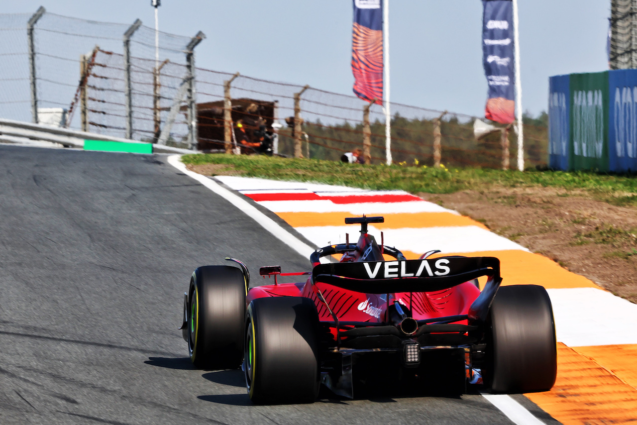 GP OLANDA, Charles Leclerc (MON) Ferrari F1-75.
02.09.2022. Formula 1 World Championship, Rd 14, Dutch Grand Prix, Zandvoort, Netherlands, Practice Day.
- www.xpbimages.com, EMail: requests@xpbimages.com © Copyright: Miltenburg / XPB Images