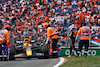 GP OLANDA, Max Verstappen (NLD) Red Bull Racing RB18 stopped in the first practice session.
02.09.2022. Formula 1 World Championship, Rd 14, Dutch Grand Prix, Zandvoort, Netherlands, Practice Day.
- www.xpbimages.com, EMail: requests@xpbimages.com © Copyright: Bearne / XPB Images