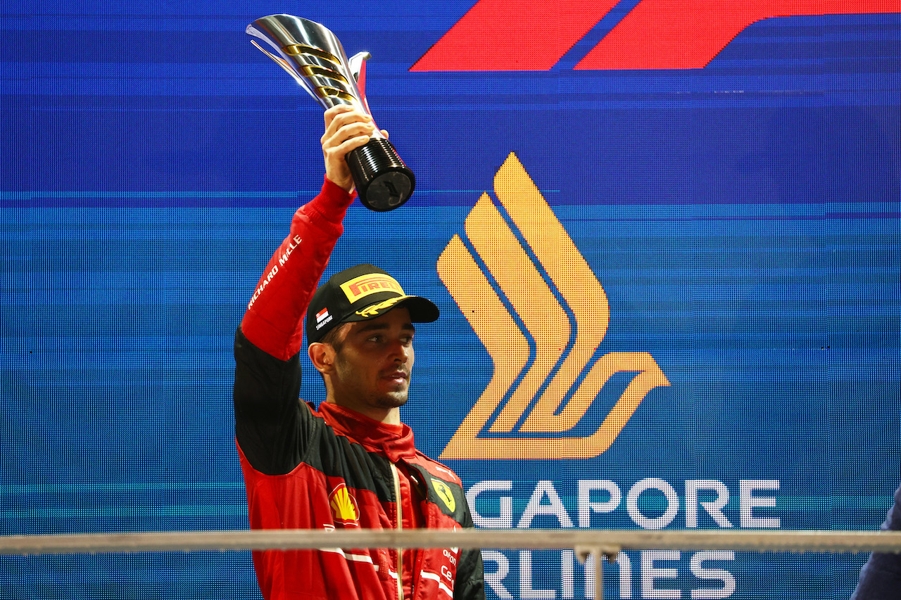 GP SINGAPORE, 2nd place Charles Leclerc (MON) Ferrari F1-75.
02.10.2022. Formula 1 World Championship, Rd 17, Singapore Grand Prix, Marina Bay Street Circuit, Singapore, Gara Day.
- www.xpbimages.com, EMail: requests@xpbimages.com ¬© Copyright: Batchelor / XPB Images
