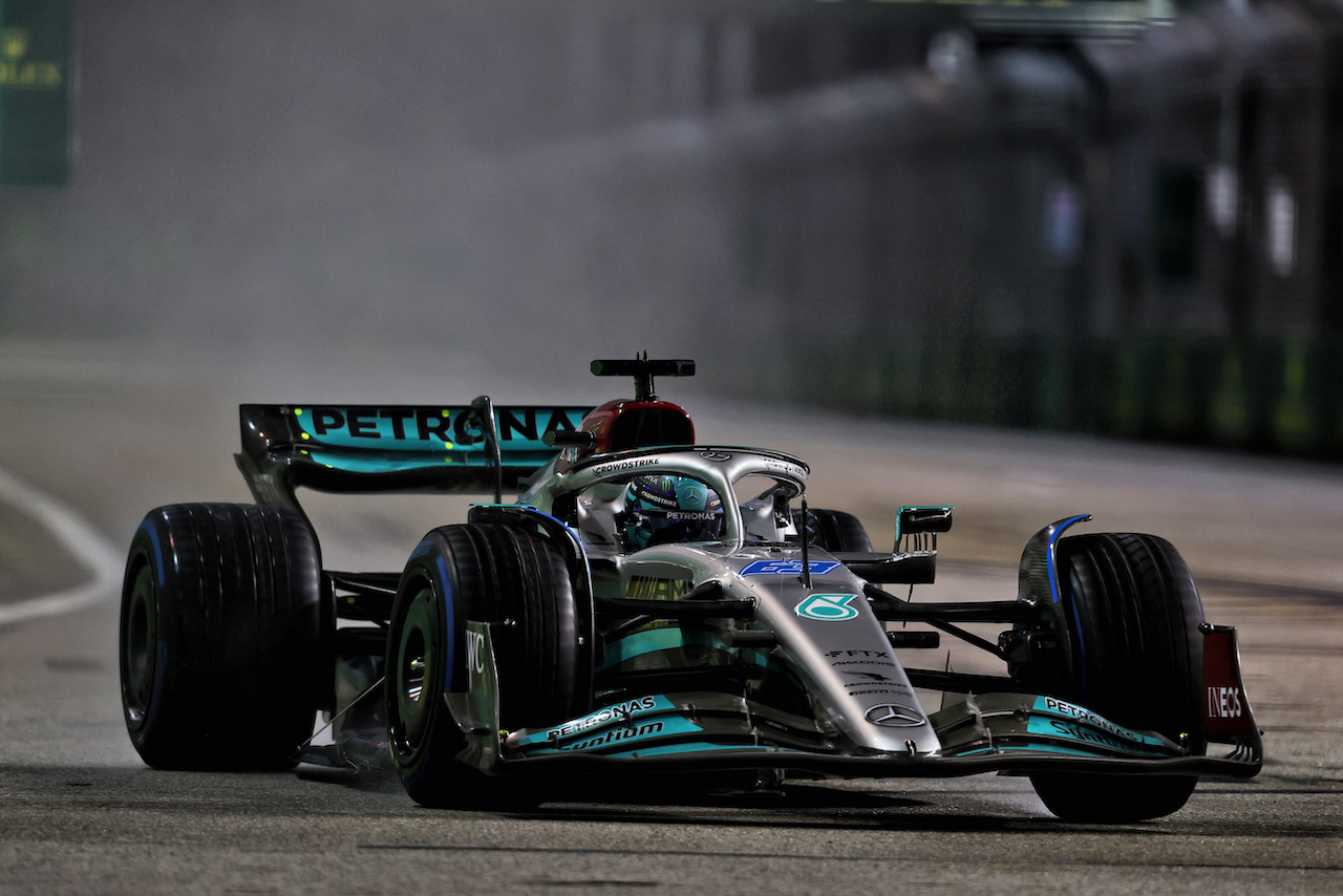 GP SINGAPORE, George Russell (GBR) Mercedes AMG F1 W13.
02.10.2022. Formula 1 World Championship, Rd 17, Singapore Grand Prix, Marina Bay Street Circuit, Singapore, Gara Day.
- www.xpbimages.com, EMail: requests@xpbimages.com © Copyright: Moy / XPB Images