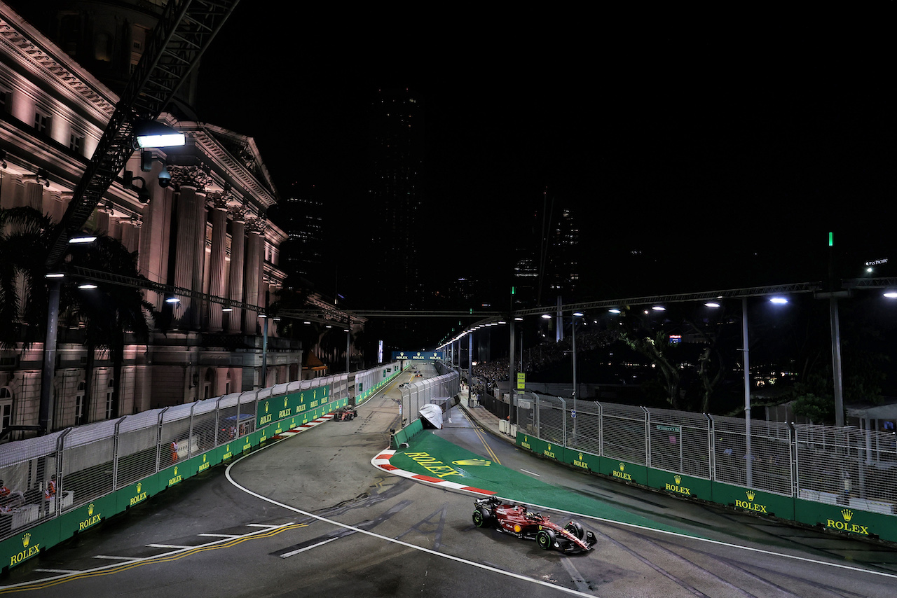 GP SINGAPORE, Charles Leclerc (MON) Ferrari F1-75.
02.10.2022. Formula 1 World Championship, Rd 17, Singapore Grand Prix, Marina Bay Street Circuit, Singapore, Gara Day.
- www.xpbimages.com, EMail: requests@xpbimages.com © Copyright: Moy / XPB Images