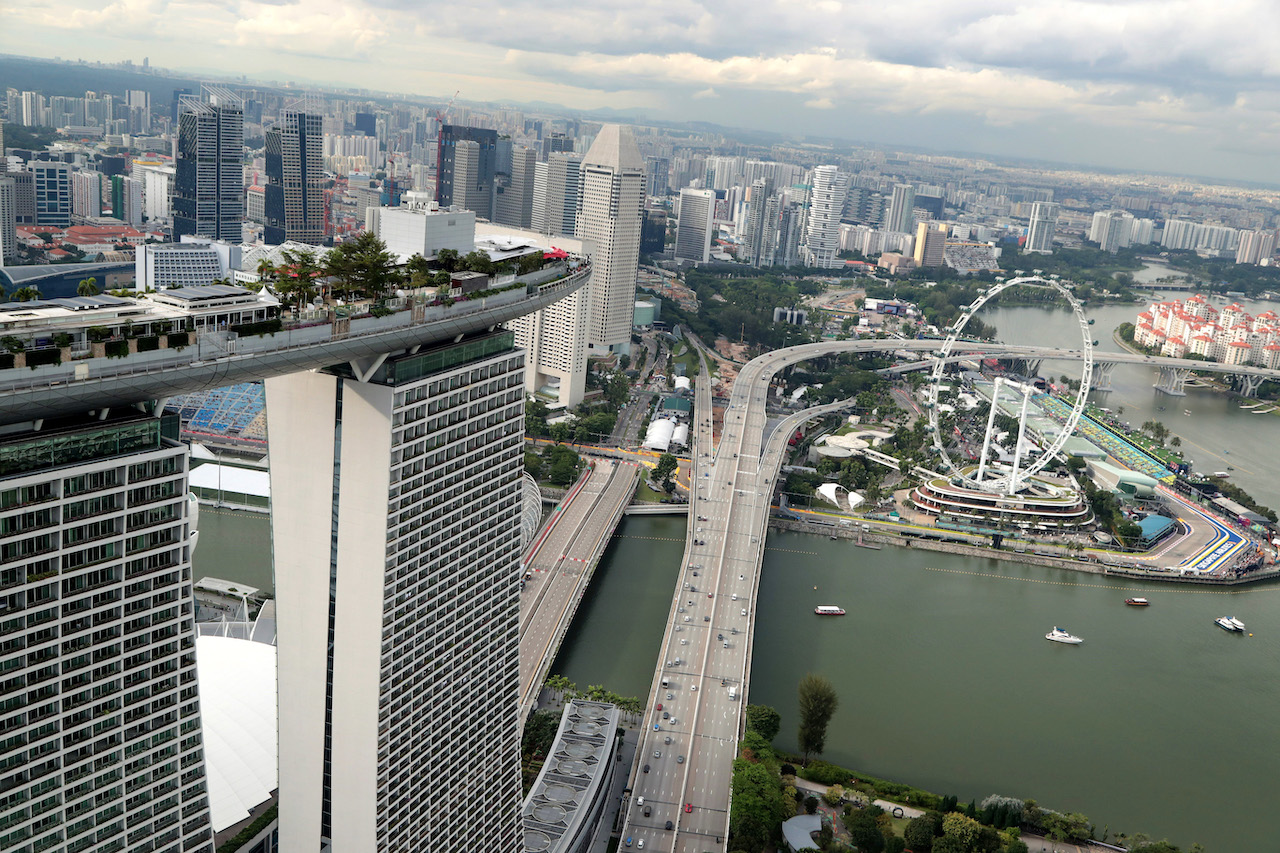 GP SINGAPORE, Singapore from the Air.
02.10.2022. Formula 1 World Championship, Rd 17, Singapore Grand Prix, Marina Bay Street Circuit, Singapore, Gara Day.
- www.xpbimages.com, EMail: requests@xpbimages.com ¬© Copyright: Batchelor / XPB Images