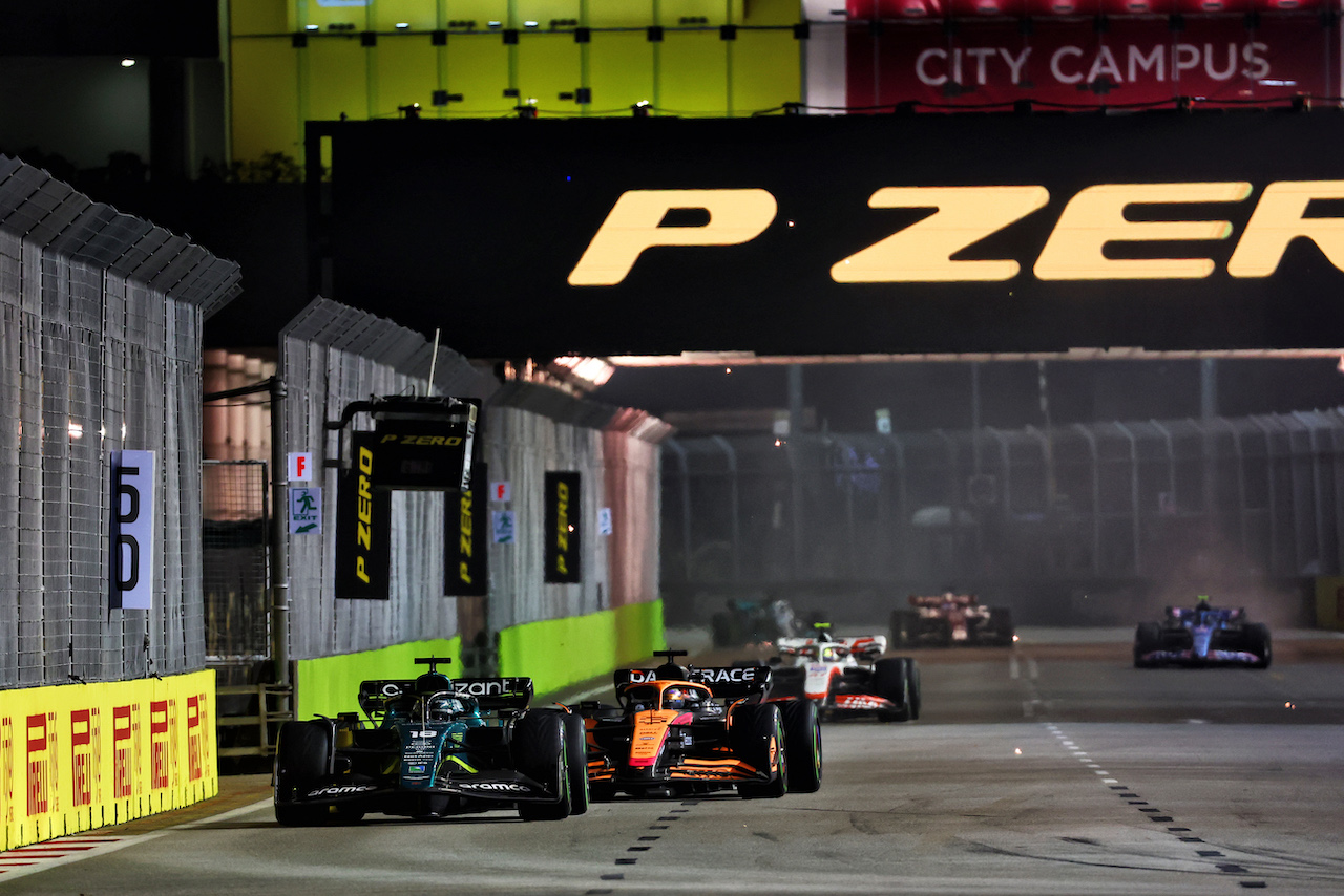 GP SINGAPORE, Lance Stroll (CDN) Aston Martin F1 Team AMR22.
02.10.2022. Formula 1 World Championship, Rd 17, Singapore Grand Prix, Marina Bay Street Circuit, Singapore, Gara Day.
 - www.xpbimages.com, EMail: requests@xpbimages.com © Copyright: Coates / XPB Images