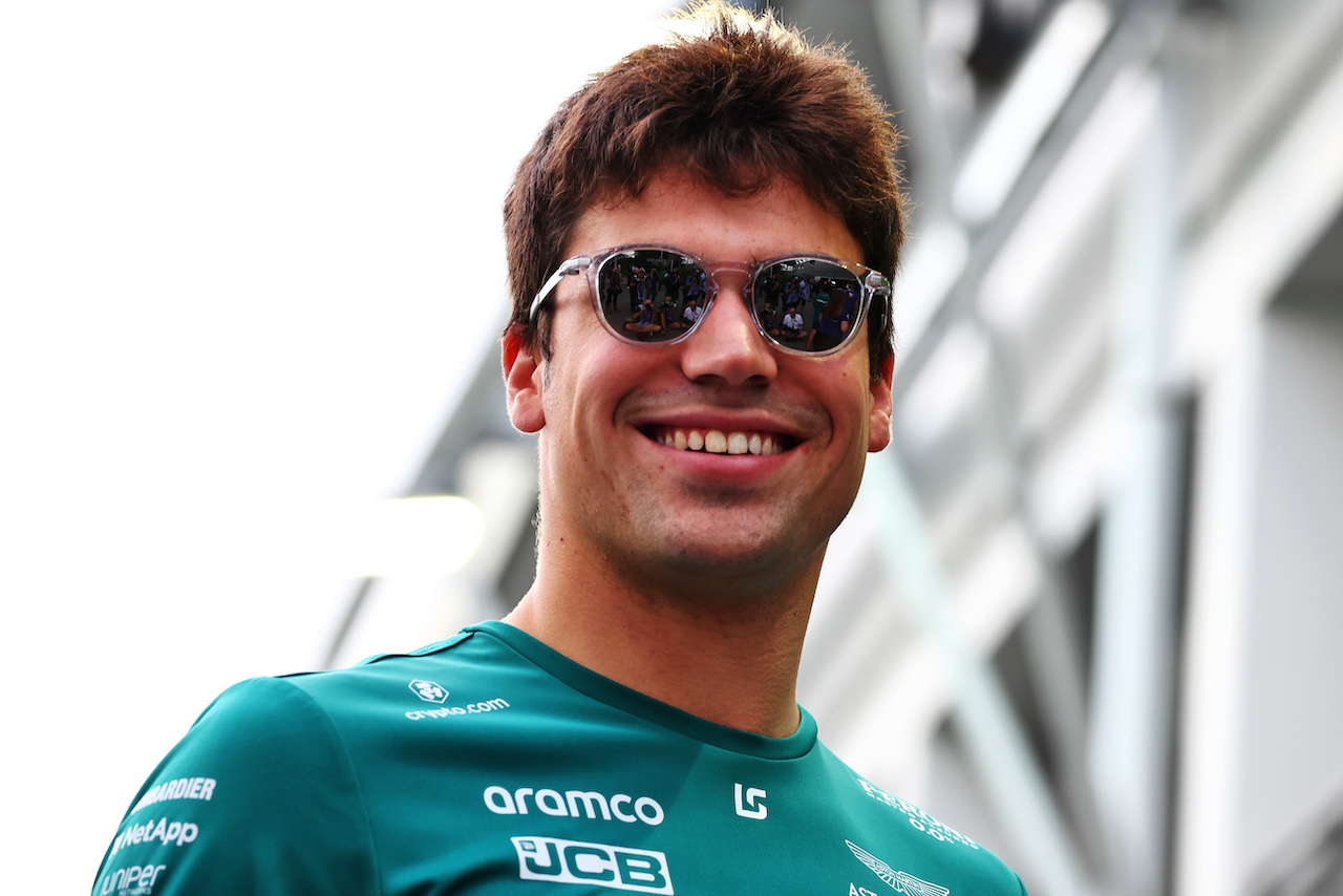 GP SINGAPORE, Lance Stroll (CDN) Aston Martin F1 Team.
02.10.2022. Formula 1 World Championship, Rd 17, Singapore Grand Prix, Marina Bay Street Circuit, Singapore, Gara Day.
 - www.xpbimages.com, EMail: requests@xpbimages.com © Copyright: Coates / XPB Images