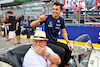 GP SINGAPORE, Alexander Albon (THA) Williams Racing on the drivers parade.
02.10.2022. Formula 1 World Championship, Rd 17, Singapore Grand Prix, Marina Bay Street Circuit, Singapore, Gara Day.
- www.xpbimages.com, EMail: requests@xpbimages.com © Copyright: Batchelor / XPB Images