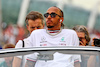 GP SINGAPORE, Lewis Hamilton (GBR) Mercedes AMG F1 on the drivers parade.
02.10.2022. Formula 1 World Championship, Rd 17, Singapore Grand Prix, Marina Bay Street Circuit, Singapore, Gara Day.
- www.xpbimages.com, EMail: requests@xpbimages.com © Copyright: Batchelor / XPB Images