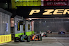 GP SINGAPORE, Lance Stroll (CDN) Aston Martin F1 Team AMR22.
02.10.2022. Formula 1 World Championship, Rd 17, Singapore Grand Prix, Marina Bay Street Circuit, Singapore, Gara Day.
 - www.xpbimages.com, EMail: requests@xpbimages.com © Copyright: Coates / XPB Images