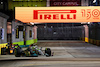 GP SINGAPORE, Lewis Hamilton (GBR) Mercedes AMG F1 W13.
02.10.2022. Formula 1 World Championship, Rd 17, Singapore Grand Prix, Marina Bay Street Circuit, Singapore, Gara Day.
 - www.xpbimages.com, EMail: requests@xpbimages.com © Copyright: Coates / XPB Images