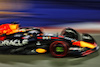GP SINGAPORE, Max Verstappen (NLD) Red Bull Racing RB18.
02.10.2022. Formula 1 World Championship, Rd 17, Singapore Grand Prix, Marina Bay Street Circuit, Singapore, Gara Day.
 - www.xpbimages.com, EMail: requests@xpbimages.com © Copyright: Coates / XPB Images