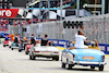 GP SINGAPORE, Lewis Hamilton (GBR) Mercedes AMG F1 on the drivers parade.
02.10.2022. Formula 1 World Championship, Rd 17, Singapore Grand Prix, Marina Bay Street Circuit, Singapore, Gara Day.
 - www.xpbimages.com, EMail: requests@xpbimages.com © Copyright: Coates / XPB Images