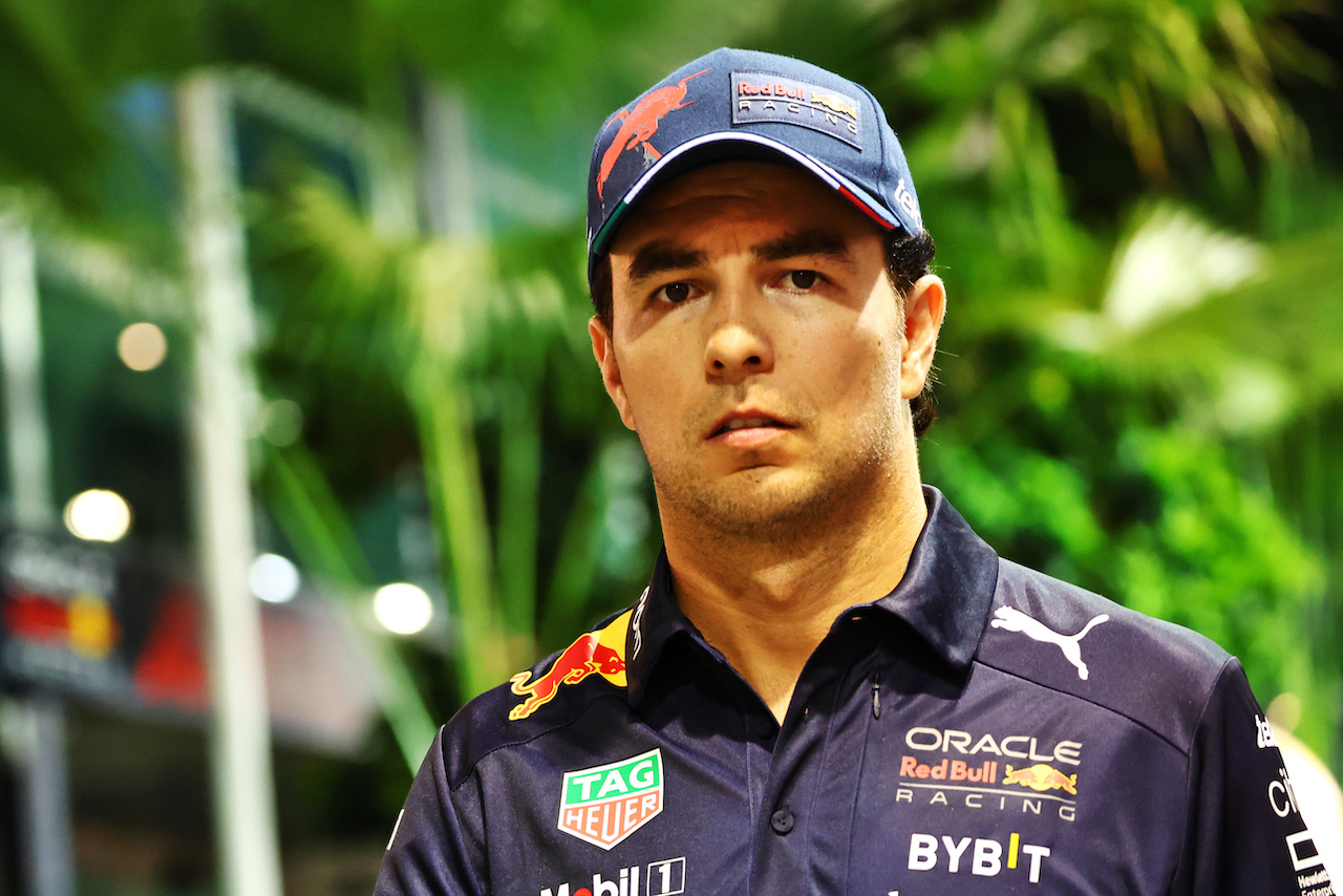 GP SINGAPORE, Sergio Perez (MEX) Red Bull Racing.
29.09.2022. Formula 1 World Championship, Rd 17, Singapore Grand Prix, Marina Bay Street Circuit, Singapore, Preparation Day.
- www.xpbimages.com, EMail: requests@xpbimages.com © Copyright: Batchelor / XPB Images