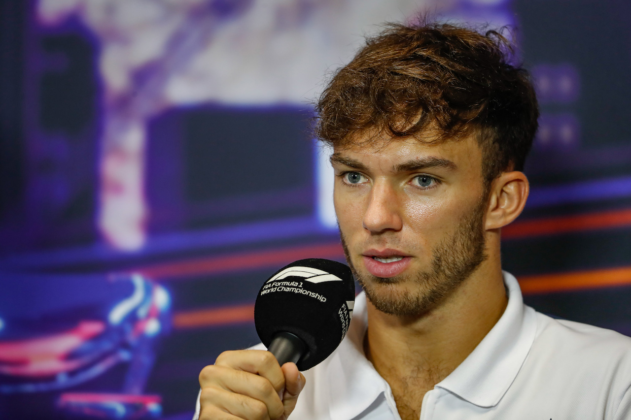 GP SINGAPORE, Pierre Gasly (FRA) AlphaTauri in the FIA Press Conference.
29.09.2022. Formula 1 World Championship, Rd 17, Singapore Grand Prix, Marina Bay Street Circuit, Singapore, Preparation Day.
- www.xpbimages.com, EMail: requests@xpbimages.com © Copyright: XPB Images