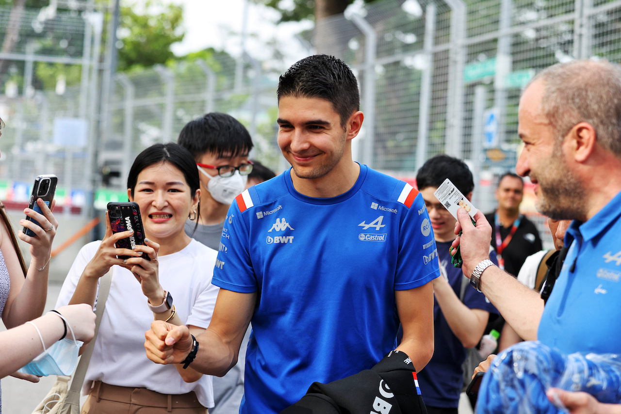 GP SINGAPORE, Esteban Ocon (FRA) Alpine F1 Team.
29.09.2022. Formula 1 World Championship, Rd 17, Singapore Grand Prix, Marina Bay Street Circuit, Singapore, Preparation Day.
- www.xpbimages.com, EMail: requests@xpbimages.com © Copyright: Moy / XPB Images