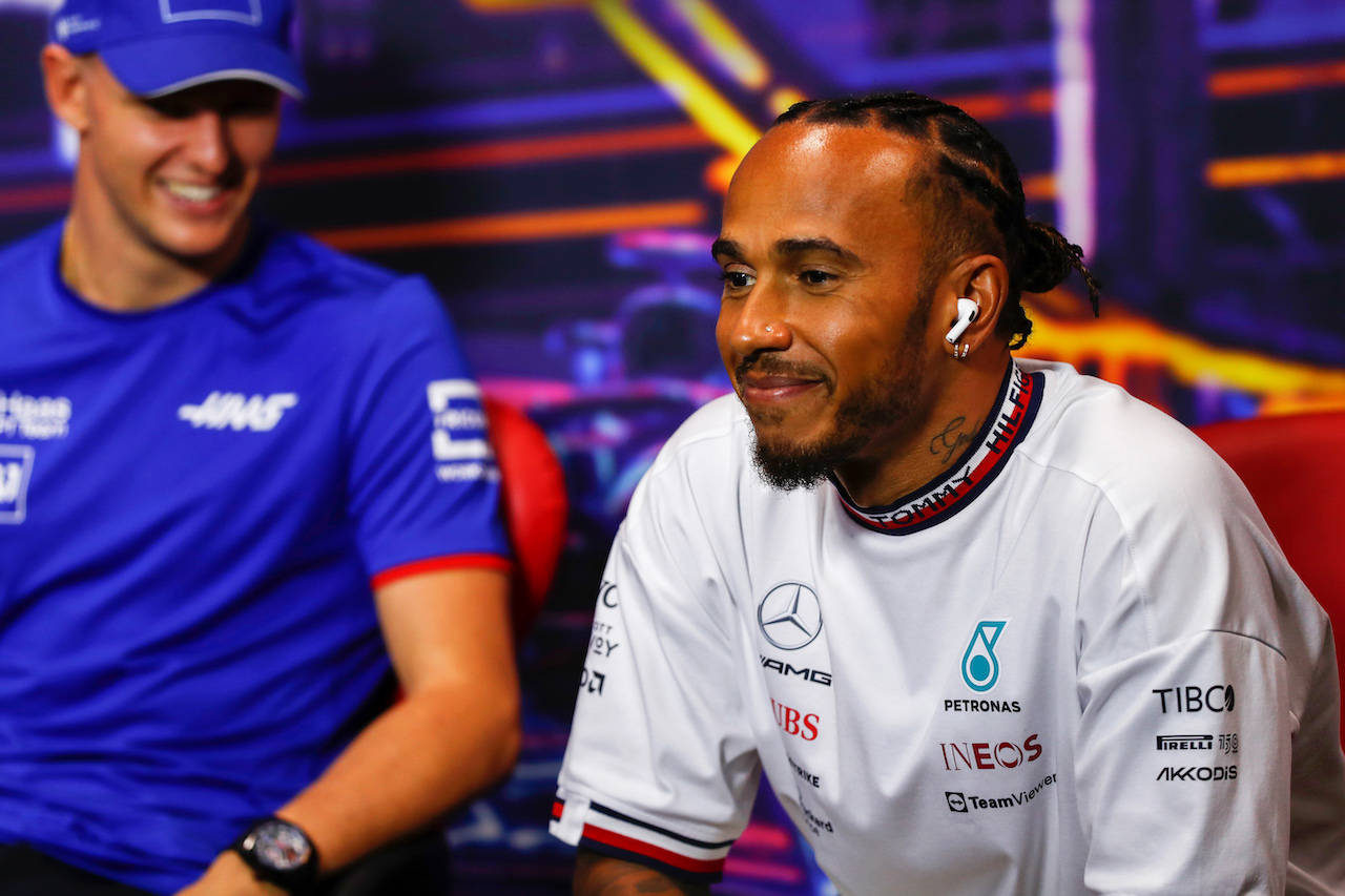 GP SINGAPORE, Lewis Hamilton (GBR) Mercedes AMG F1 in the FIA Press Conference.
29.09.2022. Formula 1 World Championship, Rd 17, Singapore Grand Prix, Marina Bay Street Circuit, Singapore, Preparation Day.
- www.xpbimages.com, EMail: requests@xpbimages.com © Copyright: XPB Images