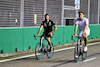 GP SINGAPORE, George Russell (GBR) Mercedes AMG F1 rides the circuit with Aleix Casanovas, Mercedes AMG F1 Trainer.
29.09.2022. Formula 1 World Championship, Rd 17, Singapore Grand Prix, Marina Bay Street Circuit, Singapore, Preparation Day.
- www.xpbimages.com, EMail: requests@xpbimages.com © Copyright: Moy / XPB Images