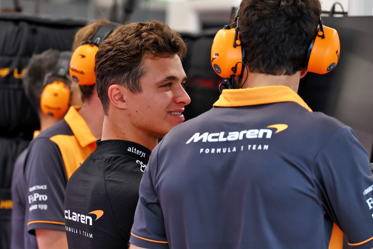 GP SINGAPORE, Lando Norris (GBR) McLaren.
01.10.2022. Formula 1 World Championship, Rd 17, Singapore Grand Prix, Marina Bay Street Circuit, Singapore, Qualifiche Day.
 - www.xpbimages.com, EMail: requests@xpbimages.com © Copyright: Coates / XPB Images