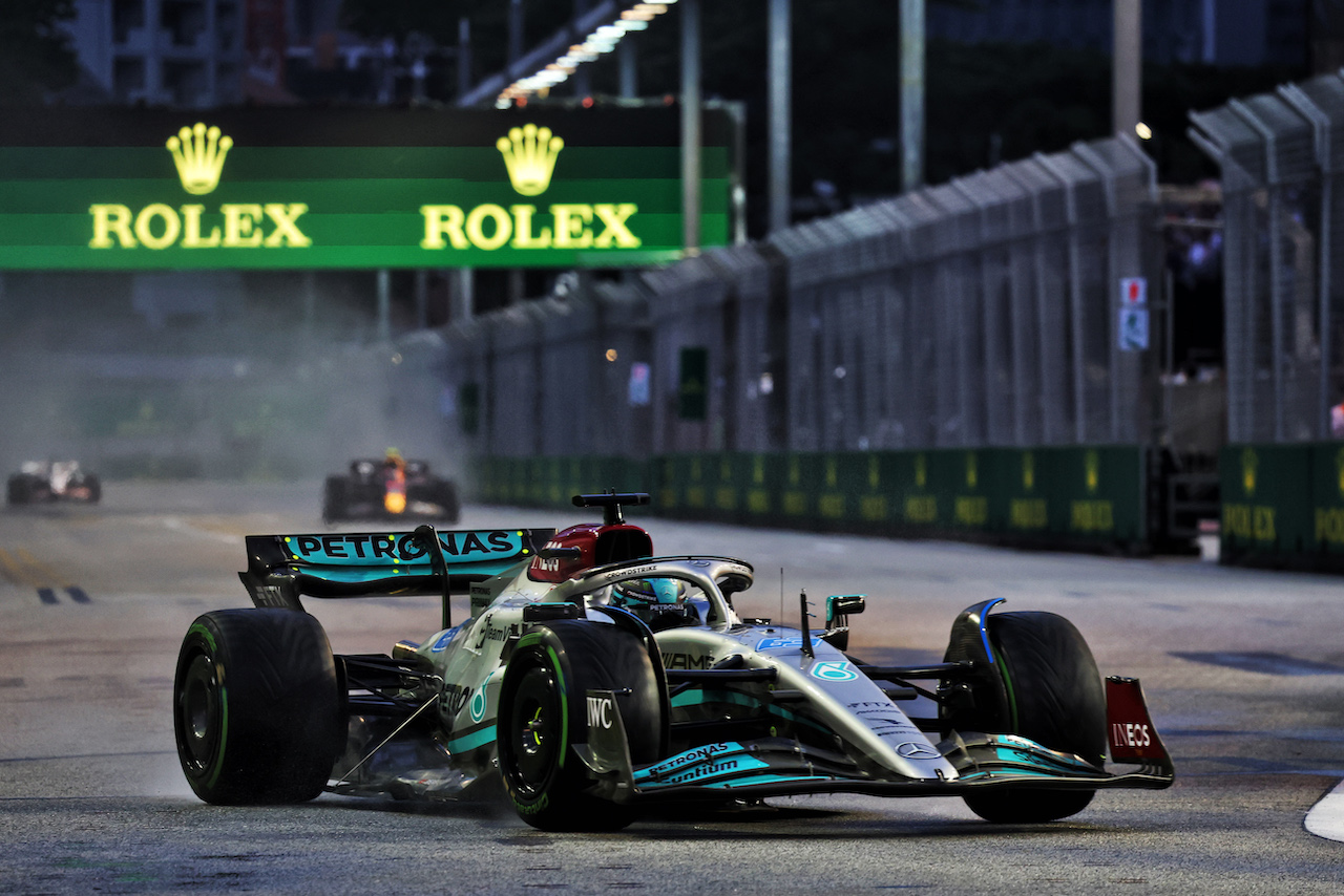 GP SINGAPORE, George Russell (GBR) Mercedes AMG F1 W13.
01.10.2022. Formula 1 World Championship, Rd 17, Singapore Grand Prix, Marina Bay Street Circuit, Singapore, Qualifiche Day.
- www.xpbimages.com, EMail: requests@xpbimages.com © Copyright: Bearne / XPB Images