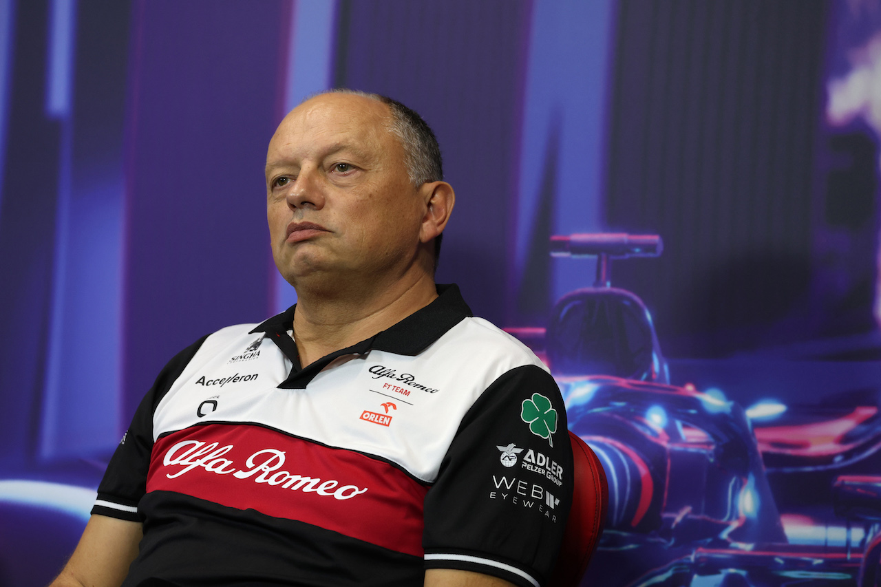 GP SINGAPORE, Frederic Vasseur (FRA) Alfa Romeo F1 Team Team Principal in the FIA Press Conference.
01.10.2022. Formula 1 World Championship, Rd 17, Singapore Grand Prix, Marina Bay Street Circuit, Singapore, Qualifiche Day.
- www.xpbimages.com, EMail: requests@xpbimages.com © Copyright: XPB Images