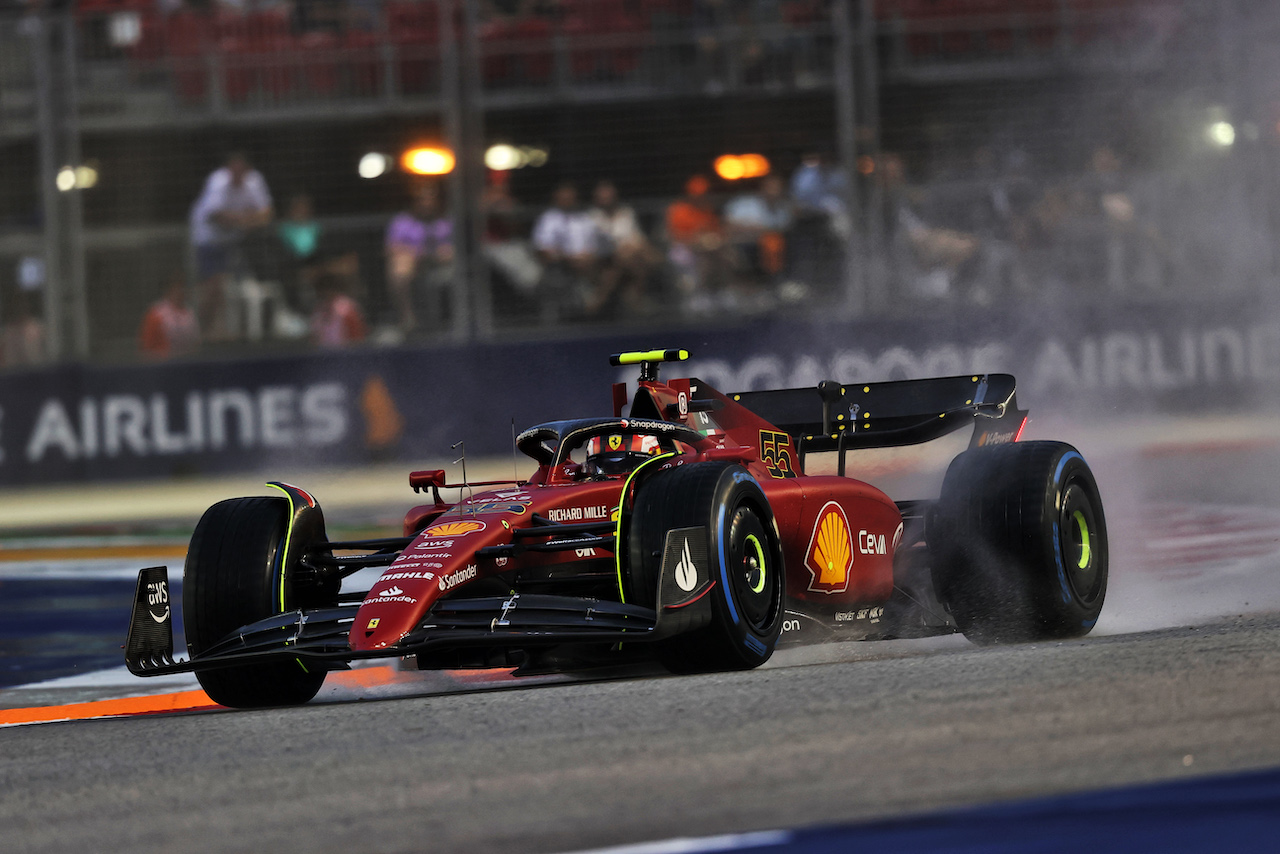 GP SINGAPORE, Carlos Sainz Jr (ESP) Ferrari F1-75.
01.10.2022. Formula 1 World Championship, Rd 17, Singapore Grand Prix, Marina Bay Street Circuit, Singapore, Qualifiche Day.
- www.xpbimages.com, EMail: requests@xpbimages.com © Copyright: Moy / XPB Images