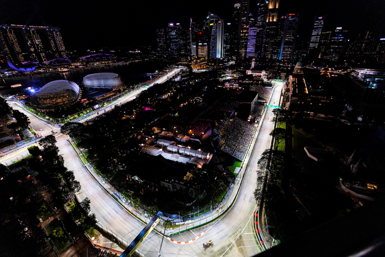 GP SINGAPORE, Lando Norris (GBR) McLaren MCL36.
01.10.2022. Formula 1 World Championship, Rd 17, Singapore Grand Prix, Marina Bay Street Circuit, Singapore, Qualifiche Day.
- www.xpbimages.com, EMail: requests@xpbimages.com © Copyright: XPB Images