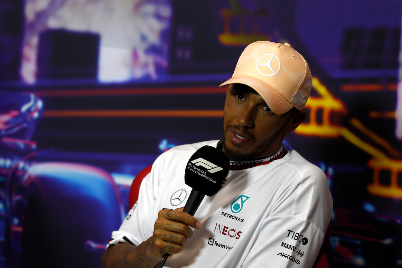 GP SINGAPORE, Lewis Hamilton (GBR) Mercedes AMG F1 in the post qualifying FIA Press Conference.
01.10.2022. Formula 1 World Championship, Rd 17, Singapore Grand Prix, Marina Bay Street Circuit, Singapore, Qualifiche Day.
- www.xpbimages.com, EMail: requests@xpbimages.com © Copyright: XPB Images