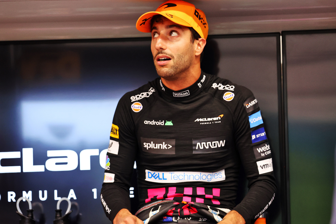 GP SINGAPORE, Daniel Ricciardo (AUS) McLaren.
01.10.2022. Formula 1 World Championship, Rd 17, Singapore Grand Prix, Marina Bay Street Circuit, Singapore, Qualifiche Day.
- www.xpbimages.com, EMail: requests@xpbimages.com © Copyright: Batchelor / XPB Images