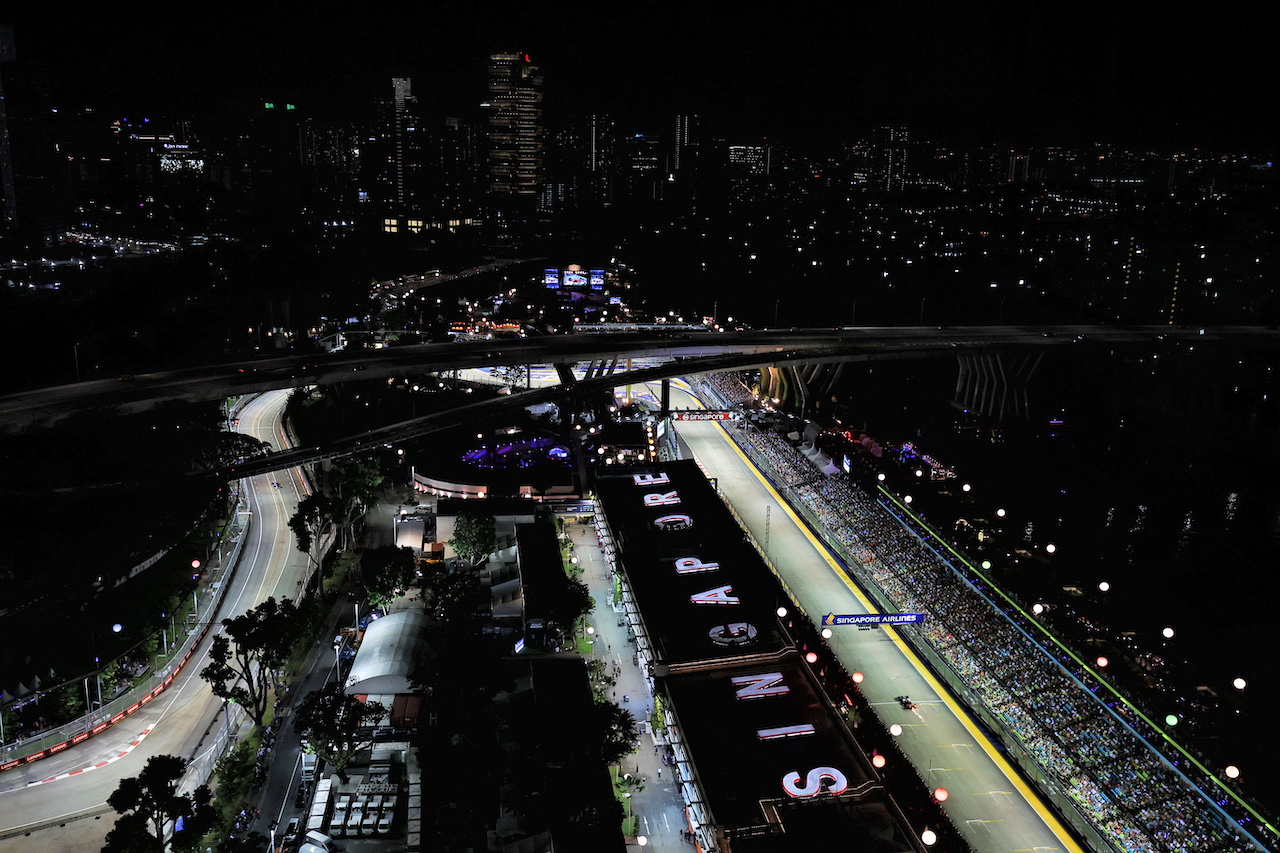 GP SINGAPORE, Valtteri Bottas (FIN) Alfa Romeo F1 Team C42.
01.10.2022. Formula 1 World Championship, Rd 17, Singapore Grand Prix, Marina Bay Street Circuit, Singapore, Qualifiche Day.
- www.xpbimages.com, EMail: requests@xpbimages.com © Copyright: Moy / XPB Images
