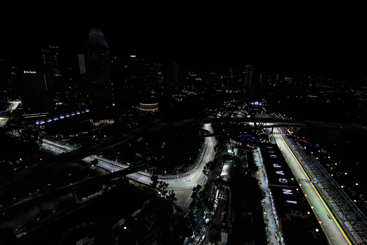 GP SINGAPORE, Esteban Ocon (FRA) Alpine F1 Team A522.
01.10.2022. Formula 1 World Championship, Rd 17, Singapore Grand Prix, Marina Bay Street Circuit, Singapore, Qualifiche Day.
- www.xpbimages.com, EMail: requests@xpbimages.com © Copyright: Moy / XPB Images