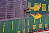 GP SINGAPORE, Circuit Atmosfera - waved yellow flags.
01.10.2022. Formula 1 World Championship, Rd 17, Singapore Grand Prix, Marina Bay Street Circuit, Singapore, Qualifiche Day.
- www.xpbimages.com, EMail: requests@xpbimages.com © Copyright: Bearne / XPB Images
