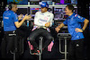 GP SINGAPORE, Fernando Alonso (ESP), Alpine F1 Team 
01.10.2022. Formula 1 World Championship, Rd 17, Singapore Grand Prix, Marina Bay Street Circuit, Singapore, Qualifiche Day.
- www.xpbimages.com, EMail: requests@xpbimages.com ¬© Copyright: Charniaux / XPB Images