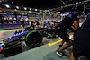 GP SINGAPORE, Nicholas Latifi (CDN) Williams Racing FW44 makes a pit stop.
01.10.2022. Formula 1 World Championship, Rd 17, Singapore Grand Prix, Marina Bay Street Circuit, Singapore, Qualifiche Day.
- www.xpbimages.com, EMail: requests@xpbimages.com © Copyright: Bearne / XPB Images