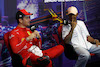 GP SINGAPORE, (L to R): Charles Leclerc (MON) Ferrari e Lewis Hamilton (GBR) Mercedes AMG F1 in the post qualifying FIA Press Conference.
01.10.2022. Formula 1 World Championship, Rd 17, Singapore Grand Prix, Marina Bay Street Circuit, Singapore, Qualifiche Day.
- www.xpbimages.com, EMail: requests@xpbimages.com © Copyright: XPB Images