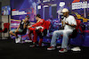 GP SINGAPORE, (L to R): Sergio Perez (MEX) Red Bull Racing; Charles Leclerc (MON) Ferrari; e Lewis Hamilton (GBR) Mercedes AMG F1, in the post qualifying FIA Press Conference.
01.10.2022. Formula 1 World Championship, Rd 17, Singapore Grand Prix, Marina Bay Street Circuit, Singapore, Qualifiche Day.
- www.xpbimages.com, EMail: requests@xpbimages.com © Copyright: XPB Images