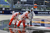 GP SINGAPORE, Circuit Atmosfera - marshals sweep the circuit of rain water.
01.10.2022. Formula 1 World Championship, Rd 17, Singapore Grand Prix, Marina Bay Street Circuit, Singapore, Qualifiche Day.
- www.xpbimages.com, EMail: requests@xpbimages.com © Copyright: Moy / XPB Images