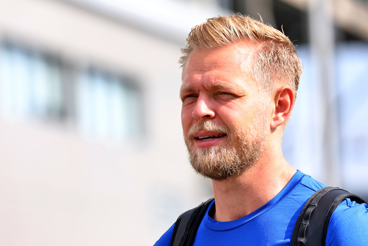 GP SINGAPORE, Kevin Magnussen (DEN) Haas F1 Team.
30.09.2022. Formula 1 World Championship, Rd 17, Singapore Grand Prix, Marina Bay Street Circuit, Singapore, Practice Day.
- www.xpbimages.com, EMail: requests@xpbimages.com © Copyright: Batchelor / XPB Images