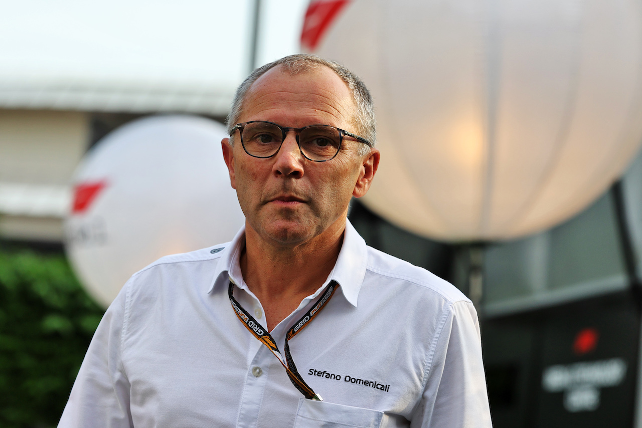 GP SINGAPORE, Stefano Domenicali (ITA) Formula One President e CEO.
30.09.2022. Formula 1 World Championship, Rd 17, Singapore Grand Prix, Marina Bay Street Circuit, Singapore, Practice Day.
- www.xpbimages.com, EMail: requests@xpbimages.com © Copyright: Moy / XPB Images