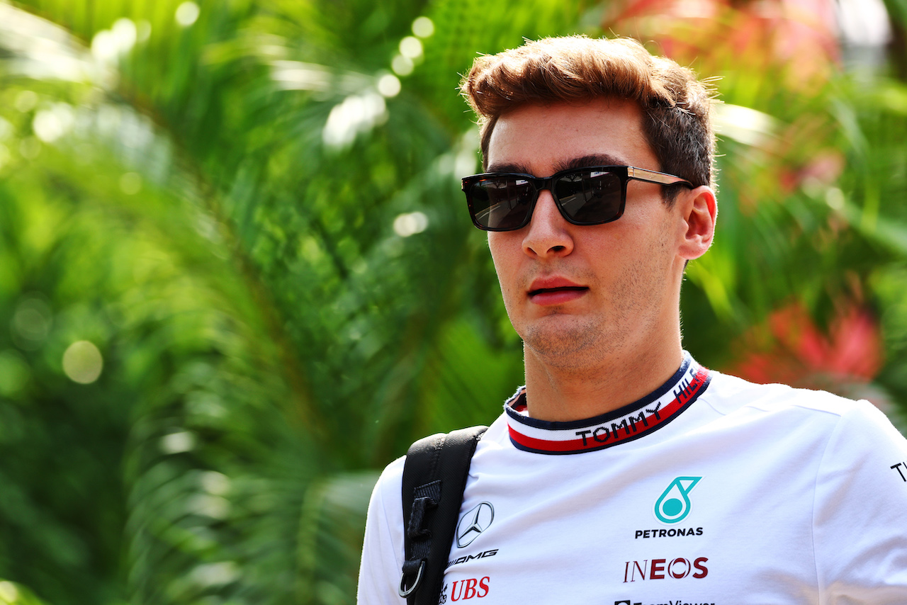 GP SINGAPORE, George Russell (GBR) Mercedes AMG F1.
30.09.2022. Formula 1 World Championship, Rd 17, Singapore Grand Prix, Marina Bay Street Circuit, Singapore, Practice Day.
 - www.xpbimages.com, EMail: requests@xpbimages.com © Copyright: Coates / XPB Images