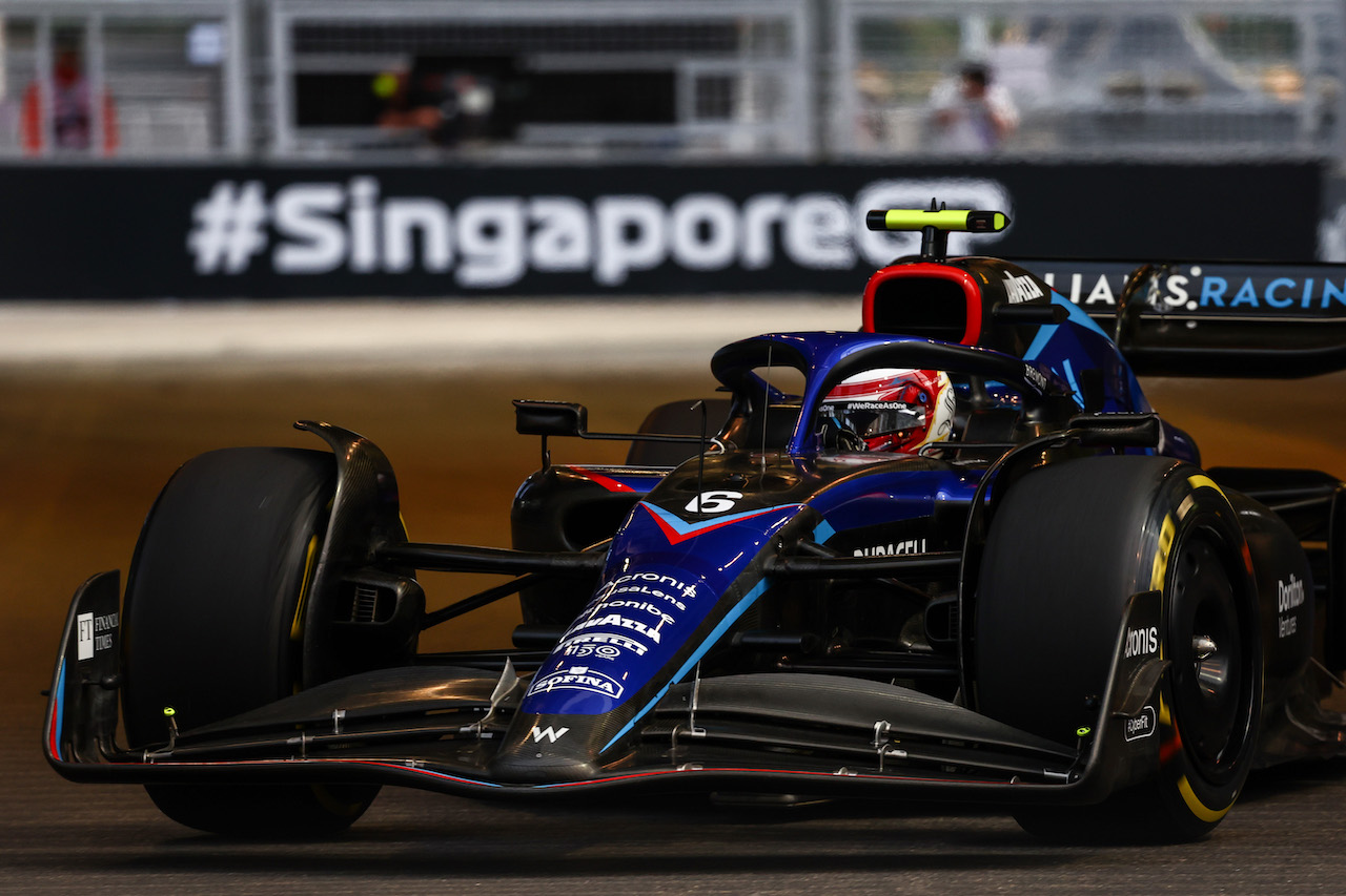 GP SINGAPORE, Nicholas Latifi (CDN), Williams Racing 
30.09.2022. Formula 1 World Championship, Rd 17, Singapore Grand Prix, Marina Bay Street Circuit, Singapore, Practice Day.
- www.xpbimages.com, EMail: requests@xpbimages.com © Copyright: Charniaux / XPB Images