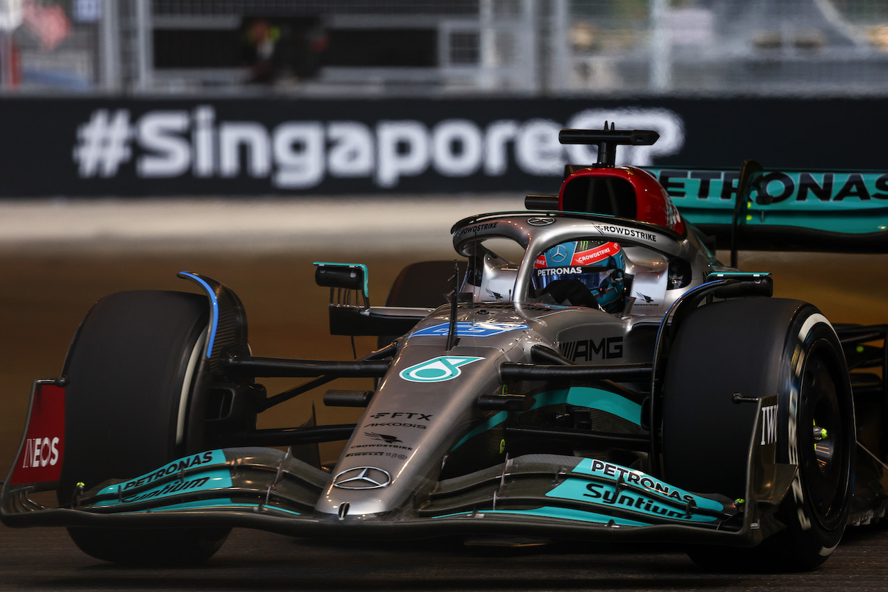 GP SINGAPORE, George Russell (GBR), Mercedes AMG F1 
30.09.2022. Formula 1 World Championship, Rd 17, Singapore Grand Prix, Marina Bay Street Circuit, Singapore, Practice Day.
- www.xpbimages.com, EMail: requests@xpbimages.com ¬© Copyright: Charniaux / XPB Images