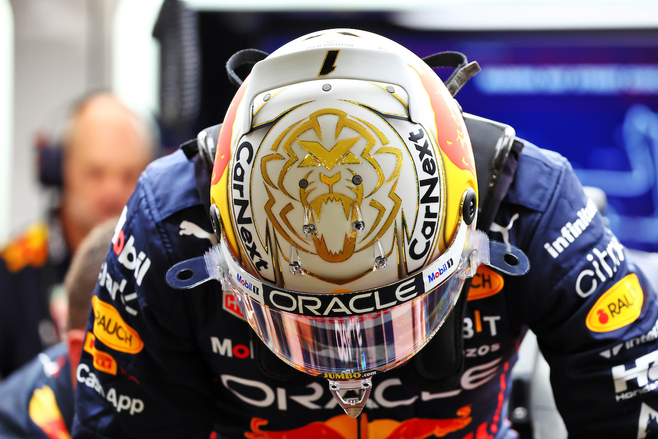GP SINGAPORE, Max Verstappen (NLD) Red Bull Racing.
30.09.2022. Formula 1 World Championship, Rd 17, Singapore Grand Prix, Marina Bay Street Circuit, Singapore, Practice Day.
- www.xpbimages.com, EMail: requests@xpbimages.com © Copyright: Batchelor / XPB Images