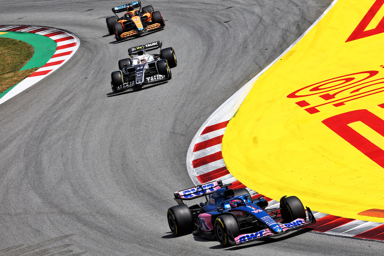GP SPAGNA, Fernando Alonso (ESP) Alpine F1 Team A522.
22.05.2022. Formula 1 World Championship, Rd 6, Spanish Grand Prix, Barcelona, Spain, Gara Day.
- www.xpbimages.com, EMail: requests@xpbimages.com © Copyright: Batchelor / XPB Images