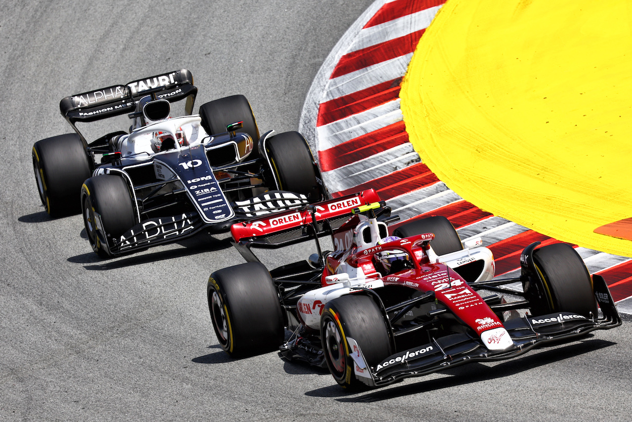 GP SPAGNA, Guanyu Zhou (CHN) Alfa Romeo F1 Team C42.
22.05.2022. Formula 1 World Championship, Rd 6, Spanish Grand Prix, Barcelona, Spain, Gara Day.
- www.xpbimages.com, EMail: requests@xpbimages.com © Copyright: Batchelor / XPB Images