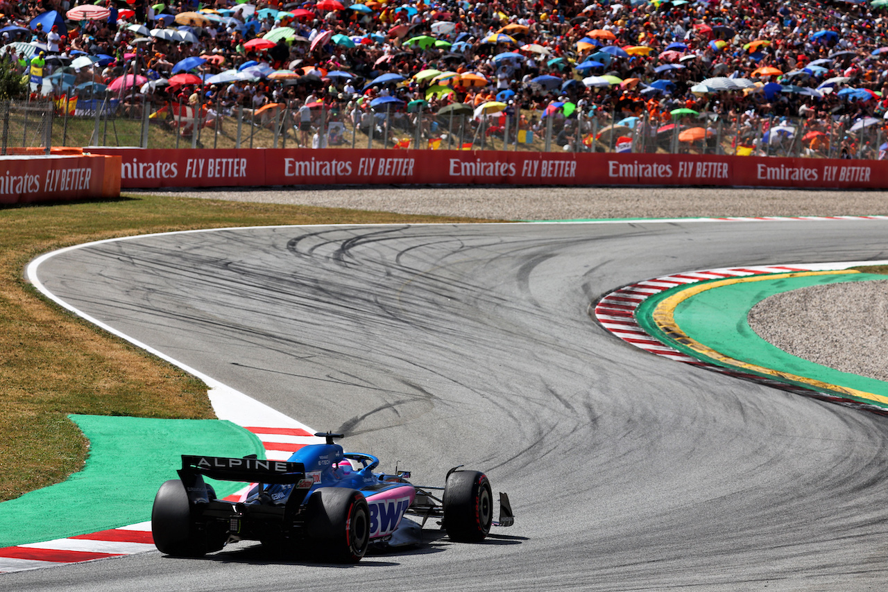GP SPAGNA, Fernando Alonso (ESP) Alpine F1 Team A522.
22.05.2022. Formula 1 World Championship, Rd 6, Spanish Grand Prix, Barcelona, Spain, Gara Day.
- www.xpbimages.com, EMail: requests@xpbimages.com © Copyright: Batchelor / XPB Images